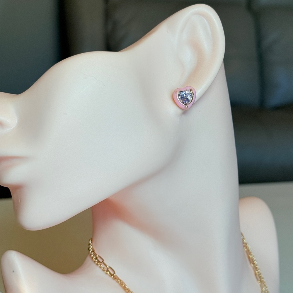 Heart-Shaped Pink and Gold Stud Earrings - Picture 3 of 8